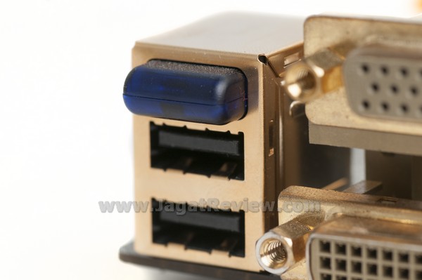ECS Z77H2 A2X Board Backpanel I O Bluetooth