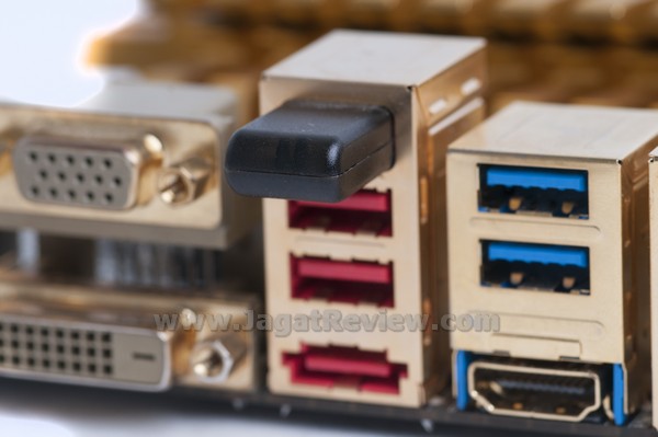ECS Z77H2 A2X Board Backpanel I O WiFi
