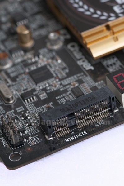 ECS Z77H2 A2X Board MiniPCIE2