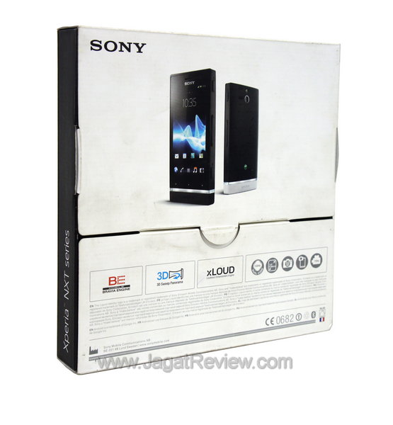 Sony Xperia U Kemasan Paket Penjualan Belakang