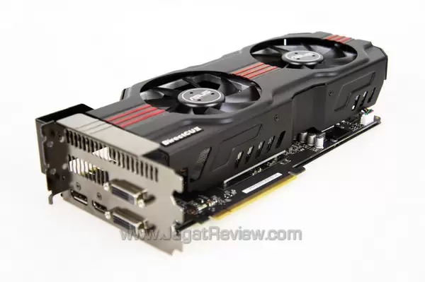 asus gtx 680 directcu ii card 01