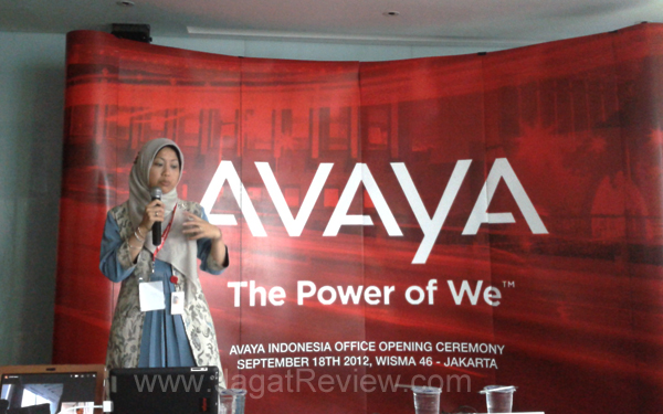AVAYA Hadirkan Solusi Komunikasi Untuk UKM Dengan IP Office 8.1 2 Endang Rachmawati1