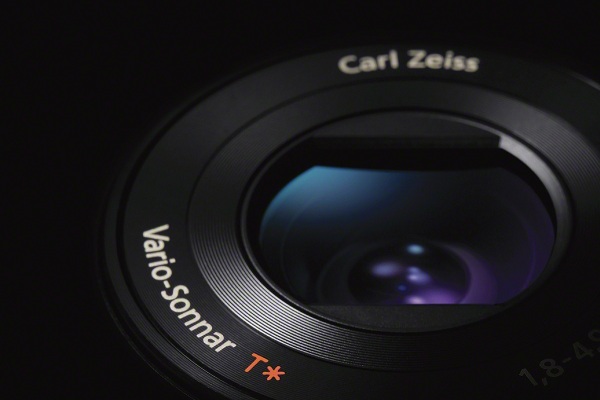 Sony RX100 (Carl-Zeiss Fixed-Lens) Sony RX100 Carl Zeiss Fixed Lens