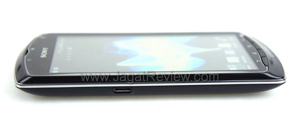 Sony Xperia Neo L Sisi Kiri