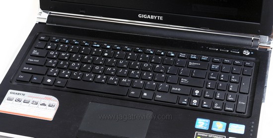 Gigabyte P2542 8