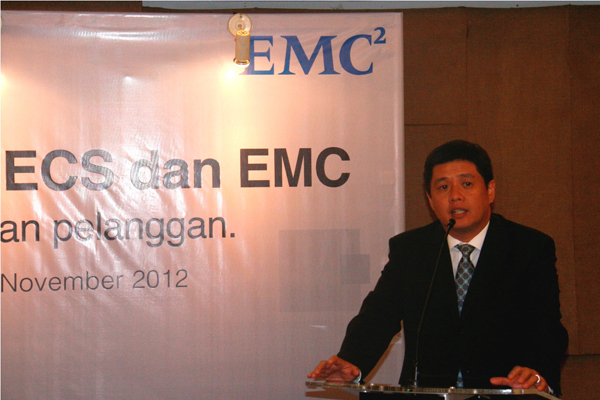 ECS EMC 04 Adi J Rusli Country Manager EMC Indonesia