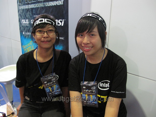 Mengenal Lebih Dekat Dua Overclocker Perempuan Peserta AOCT 2012 1 IMG 1269 2