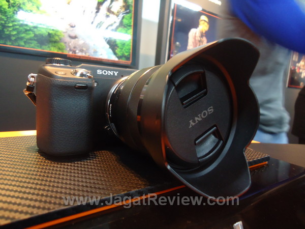 Sony NEX 6 (1) Sony NEX 6 1