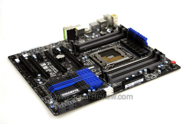 gigabyte x79 ud5 board 01
