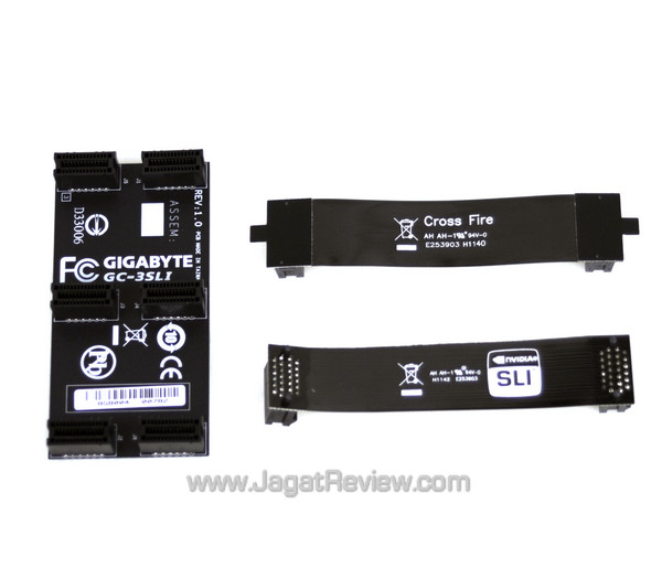 gigabyte x79-ud5 sales package 02 gigabyte x79 ud5 sales package 02