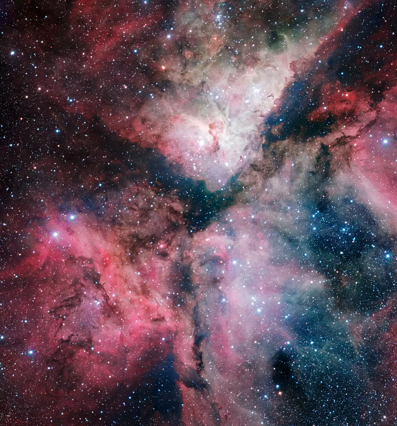 Foto Nebula Carina Ini Diambil Dengan Kamera 268 Megapixel 1 carinanebulalarger