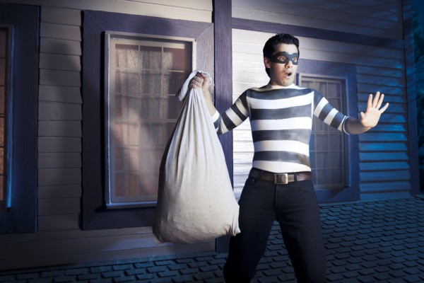crook-criminal-caught-600x400 crook criminal caught