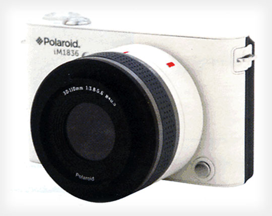 polaroidmirrorless1