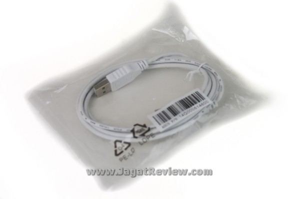 ASUS Crosshair Formula Z Perlengkapan KabelROG Connect