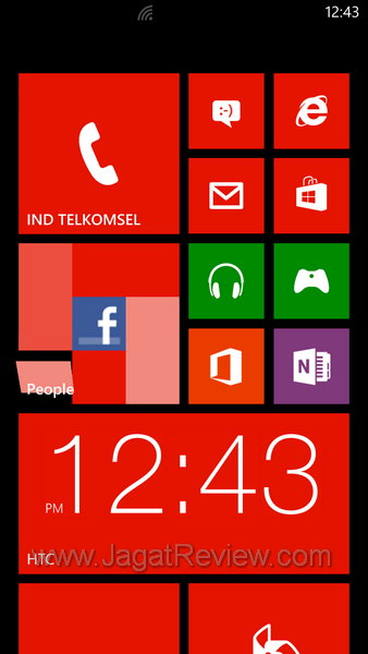 HTC Windows Phone 8x Start Screen