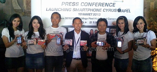 Konferensi pers Cyrus Apel Konferensi pers Cyrus Apel