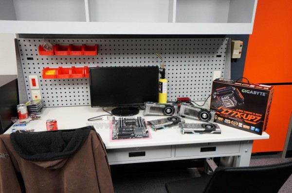 LAB OC GIGABYTE 9