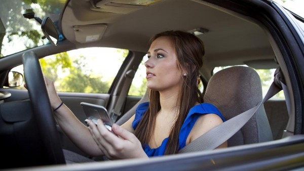 texting-driving texting driving