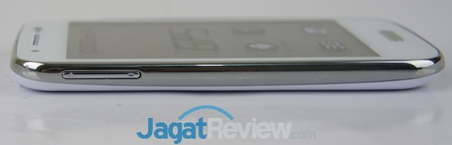 Review Axioo PicoPad 4: Smartphone Android Entry Level untuk Semua Pekerjaan 4 Axioo Picopad 4 - Tombol Bagian Kiri