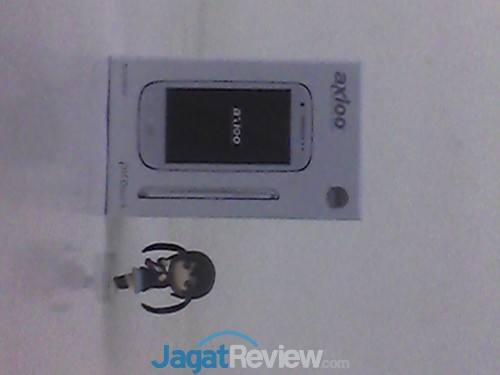 Review Axioo PicoPad 4: Smartphone Android Entry Level untuk Semua Pekerjaan 4 Hasil Kamera Depan