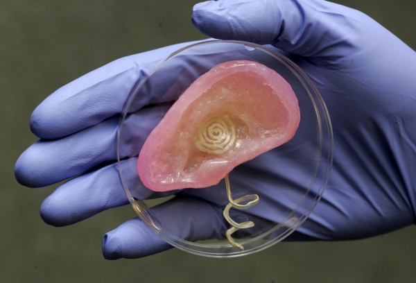 ear 1