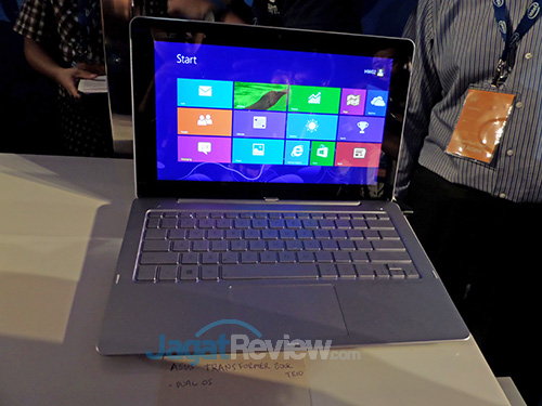 ASUS Transformer Book Trio