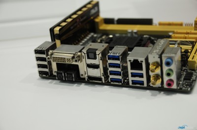 ASUS_Mobo_BHS_3166