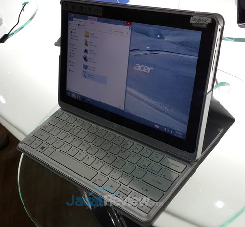 Computex 2013 Booth Raid: Intel 13 Acer P3 Notebook