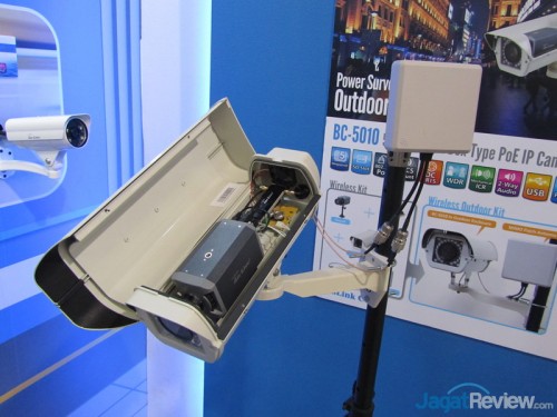 AirLive Booth Raid - Computex 2013 (4)