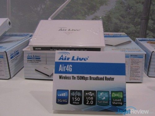 AirLive Booth Raid - Computex 2013 (8)