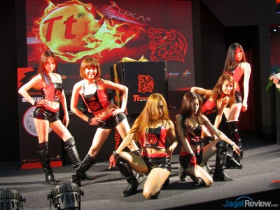 Booth Babes Computex 2013 - Jagat Review (4)