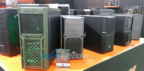 Computex 2013 Booth Raid: Cougar 4 Cougar Case