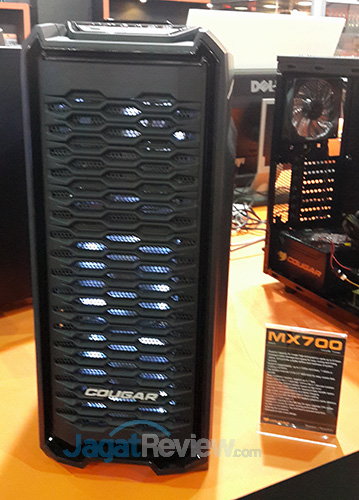 Computex 2013 Booth Raid: Cougar 7 Cougar MX 700