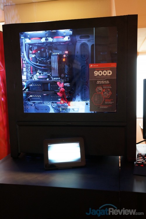 Pameran Jajaran Produk Casing Terbaru Milik Corsair Di Computex 2013 14 DSC05590