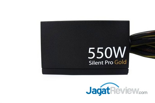 Unboxing Power Supply Cooler Master Silent Pro Gold 550W 10 DSC07110ss