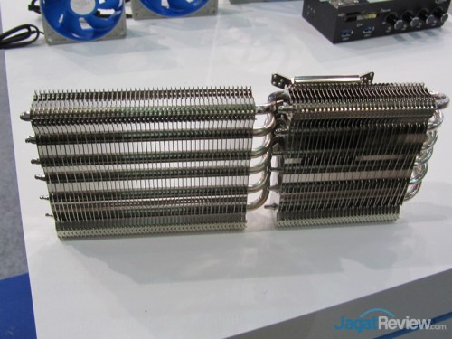 Solusi pendingin untuk graphics card dengan 12 heatpipe.