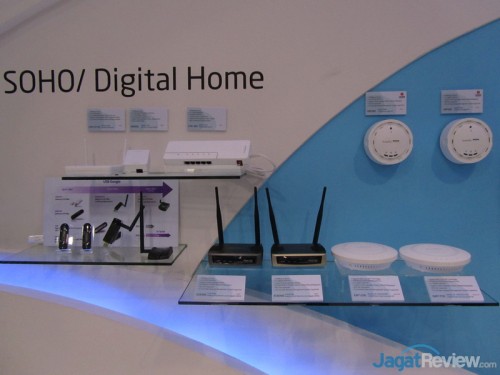 Computex 2013 Booth Raid: EnGenius 3 EnGenius Booth Raid - Computex 2013 (7)