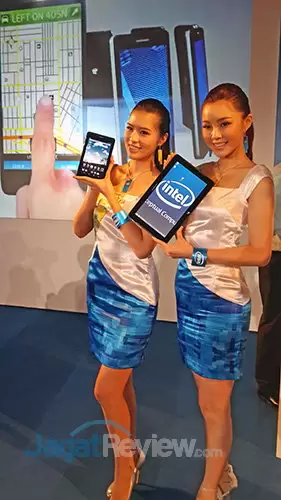 Intel Inside Mobile Babes