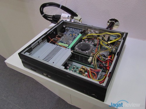 Jetway Booth Raid - Computex 2013 (11)