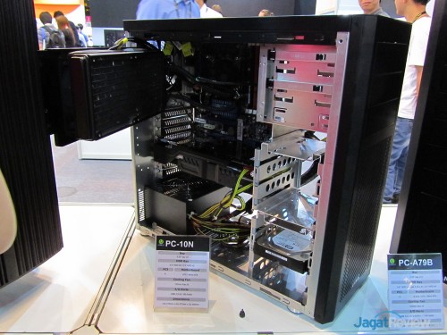 Computex 2013 Booth Raid: Lian Li 11 Lian Li Booth Raid - Computex 2013 (16)