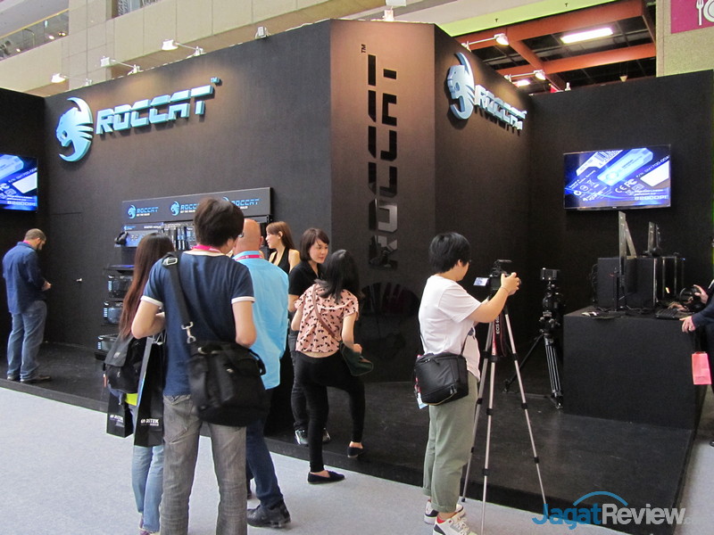 Roccat Booth Raid 9