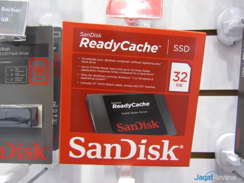 Computex 2013 Booth Raid: SanDisk 7 SanDisk juga memiliki SSD khusus untuk cache drive. Produk ini memiliki kapasitas yang tidak terlalu besar.