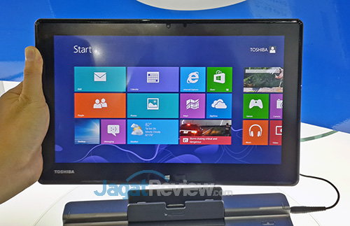 Computex 2013 Booth Raid: Intel 9 Toshiba Altair Tablet