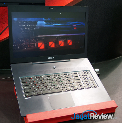 Computex 2013 Booth Raid: MSI Gaming Notebook 10 msi gs-series
