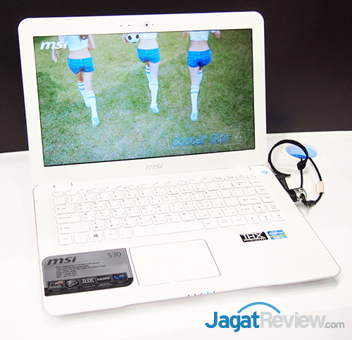 Computex 2013 Booth Raid: MSI Notebook 3 msi s30