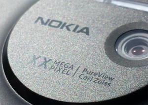 Nama Resmi dari Nokia EOS adalah Lumia 1020? 7 phpo54hgg