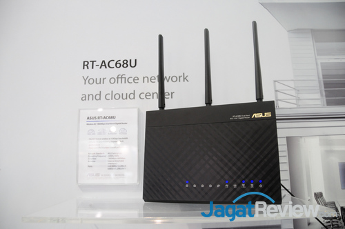 Computex 2013 Booth Raid: ASUS Networking 10 ASUS_Networking_BHS_3719