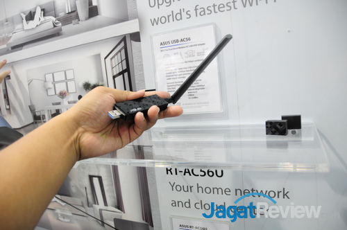 Computex 2013 Booth Raid: ASUS Networking 5 USB 3.0 pada USB-AC56.