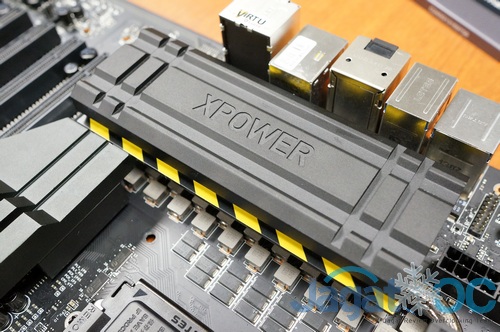 Hands-on Review Motherboard MSI Z87 XPOWER 1 DSC00681s