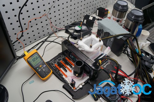 Extreme OC Review : Motherboard Gigabyte GA-Z87X-OC 6 DSC09852s